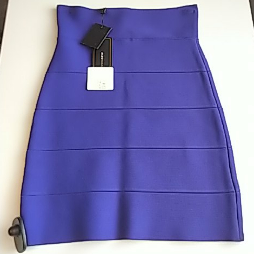 NWT BCBGMAXAZARIA Bandage Skirt in Dregalblue, XS